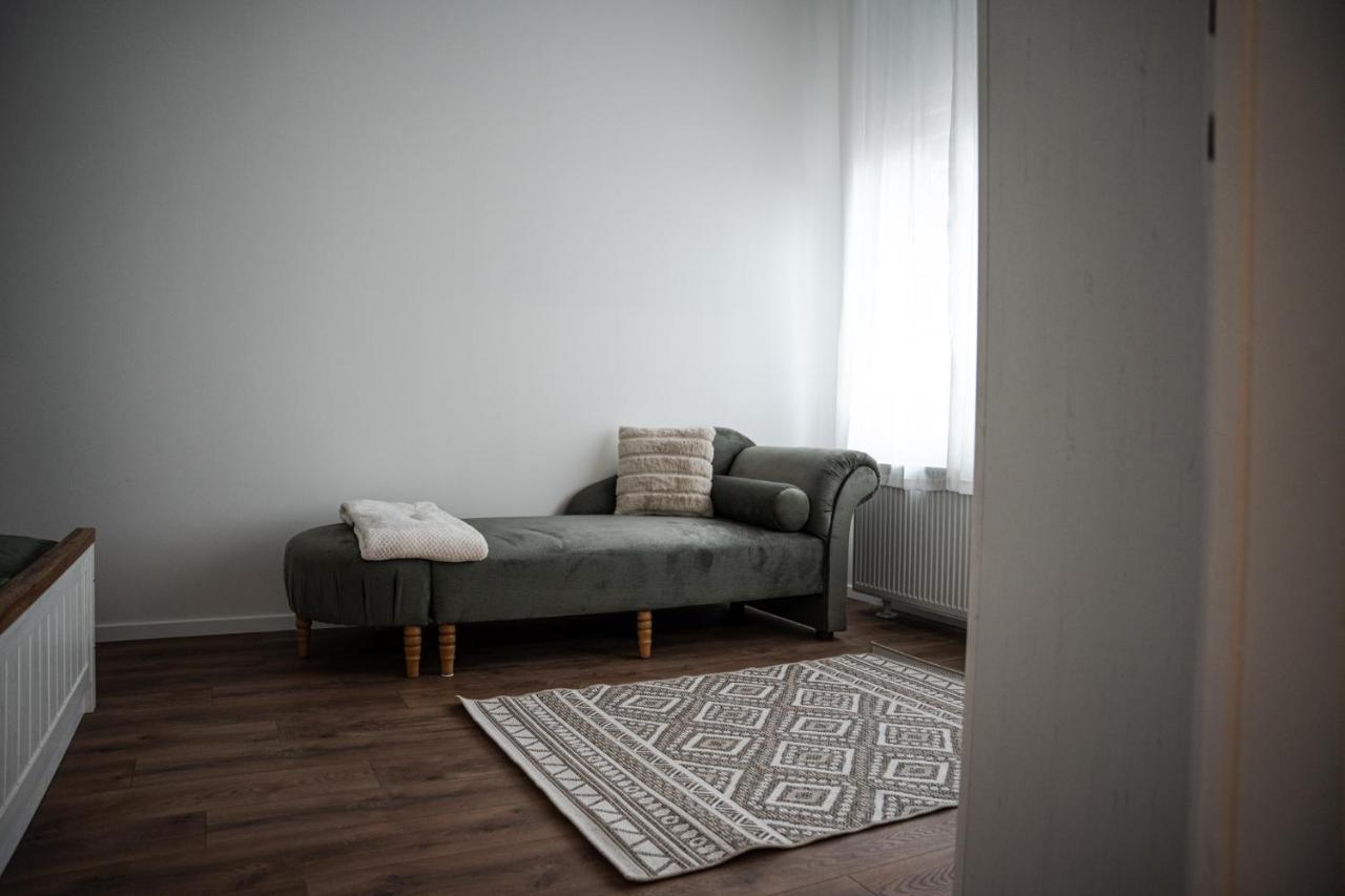 Volenter Lux Apartment Uno Baja Eksteriør bilde